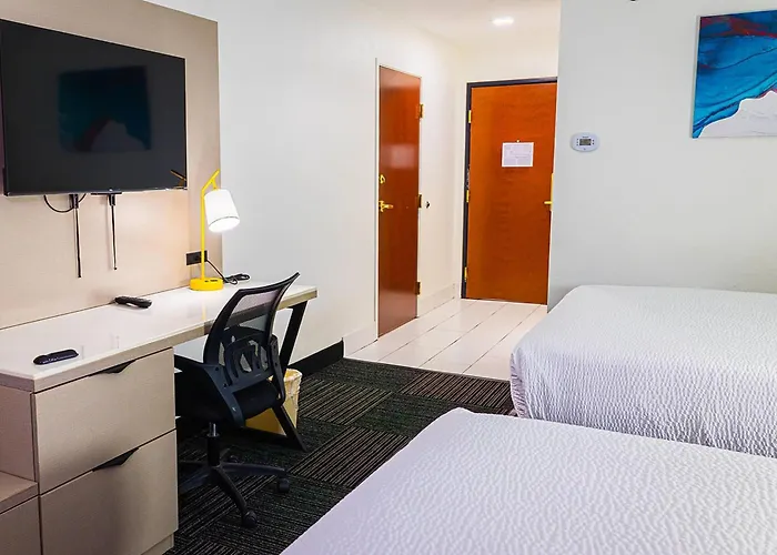Baymont By Wyndham Port Wentworth