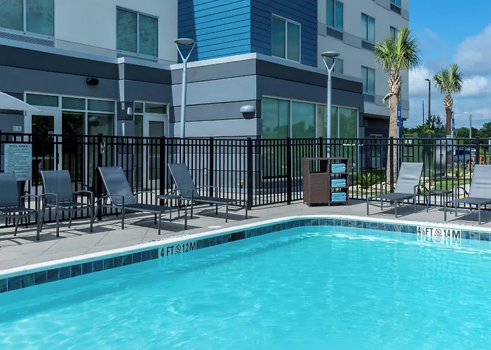 Fairfield By Marriott Inn & Suites Savannah I-95 North